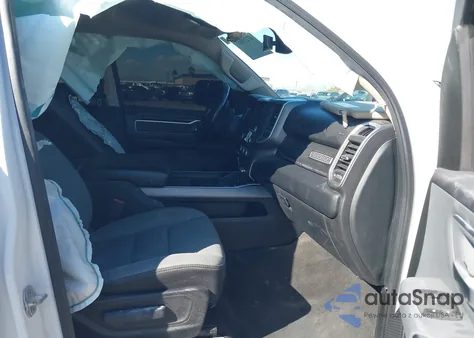 2020 Ram 1500 Big Horn 4X2 6'4 Box из США, поврежденный, VIN 1C6RREBT0LN256347